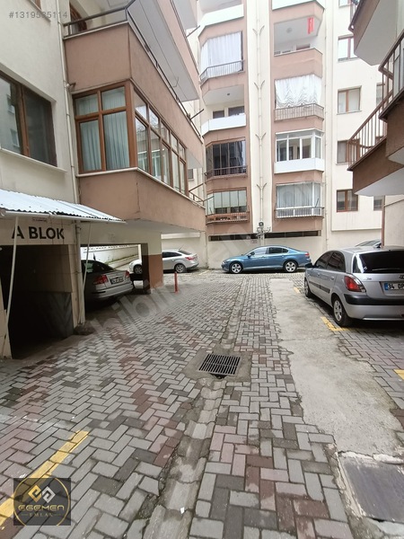 Şirinevler'de Satılık 2+1 İçi Full Yapılı Asansörlü — fotoğraf 3