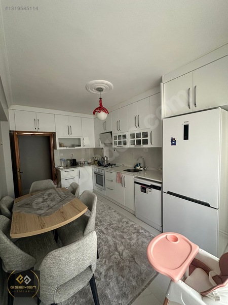 Şirinevler'de Satılık 2+1 İçi Full Yapılı Asansörlü — fotoğraf 6