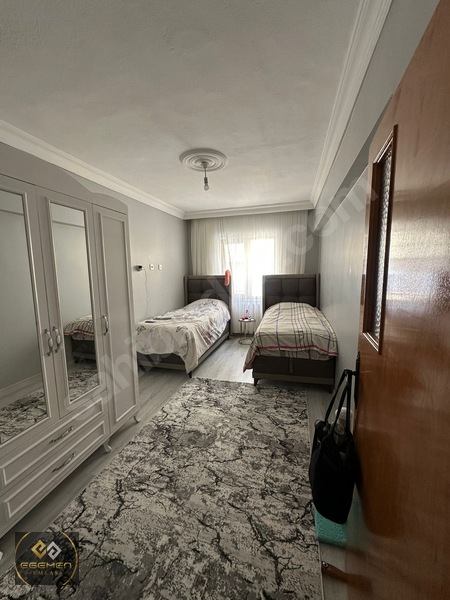 Şirinevler'de Satılık 2+1 İçi Full Yapılı Asansörlü — fotoğraf 15