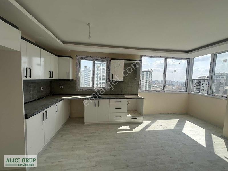 #Stad Karşısı Macera Park Önü Satılık 2+1 Cep Mutfak Daire