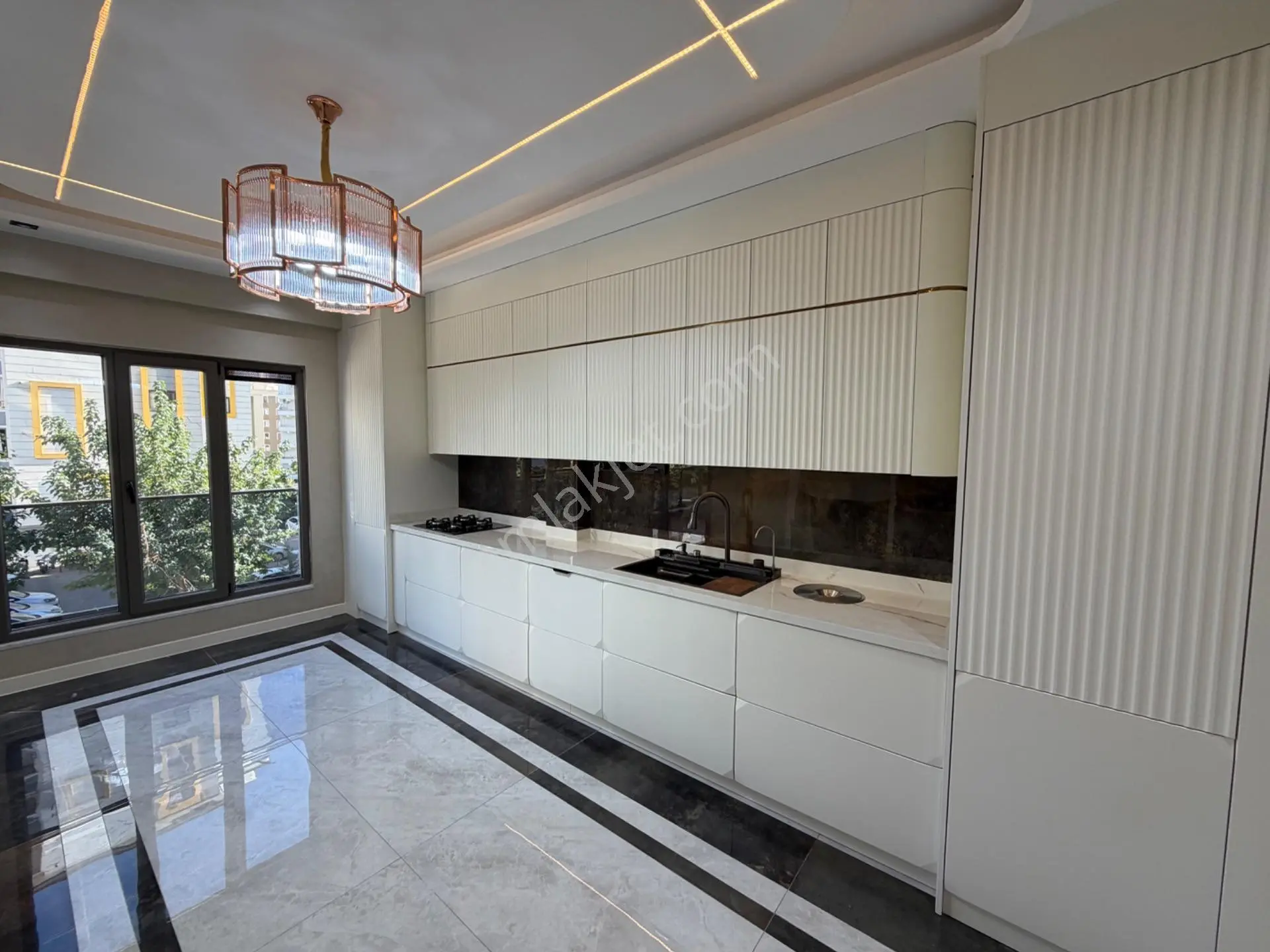 Bkc ‘den Atakent’te Delüx 3+1 — fotoğraf 2