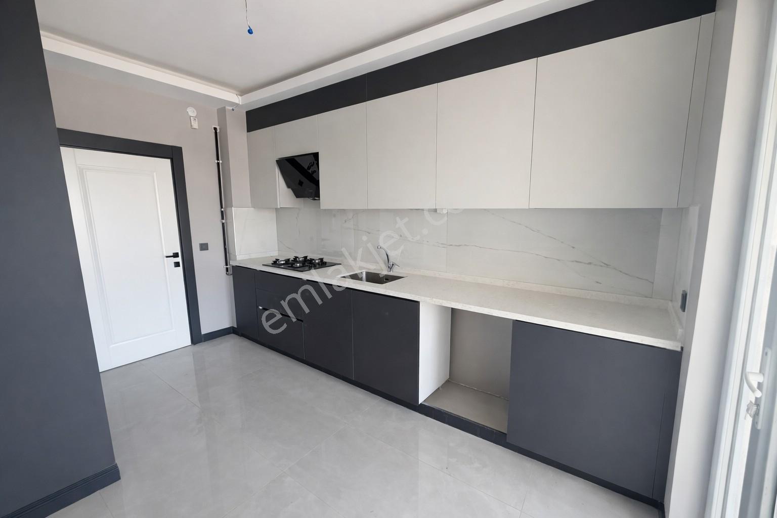 Emlakmülk'ten 3.000.000 Tl Krediyle 98 M² İskanlı Daire. — fotoğraf 4