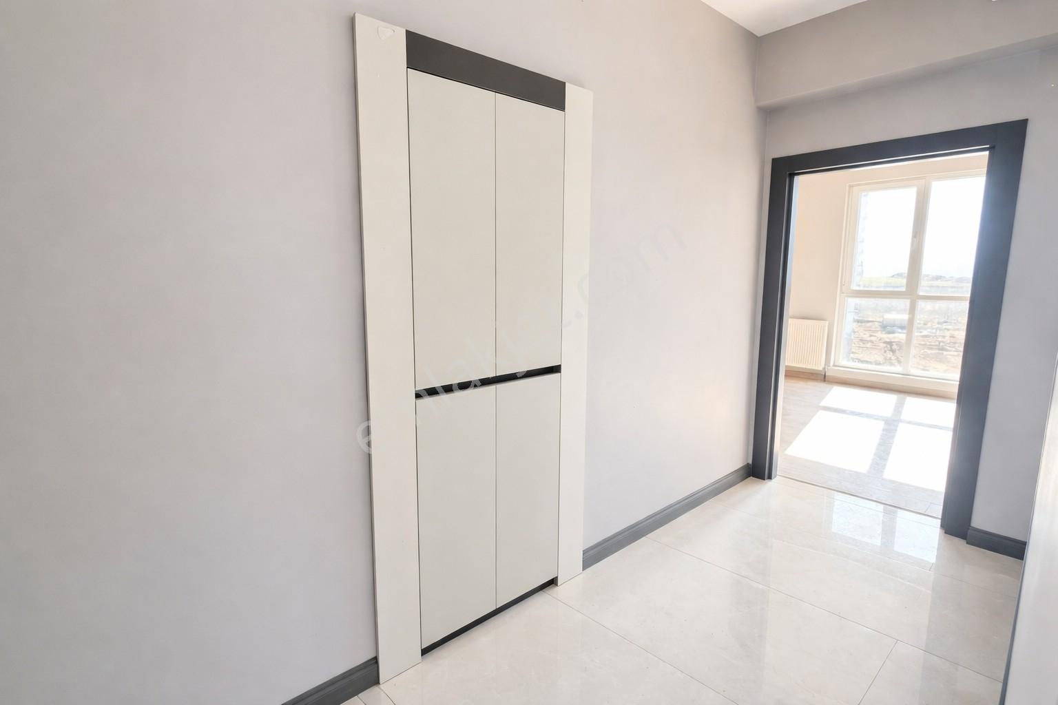 Emlakmülk'ten 3.000.000 Tl Krediyle 98 M² İskanlı Daire. — fotoğraf 8