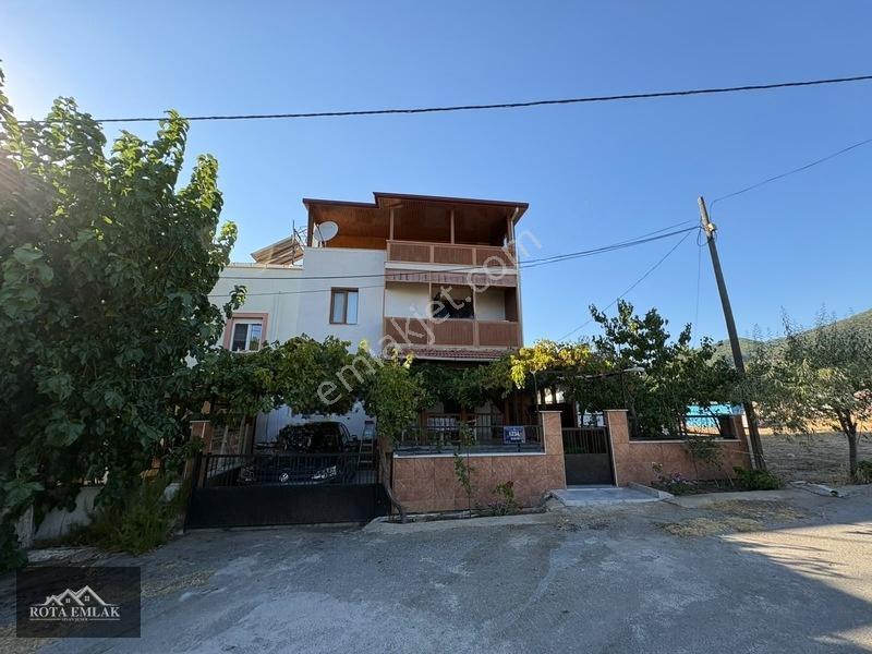Rota Emlak'Tan Özdere Ortamahalle'De Satılık 3+1 Villa