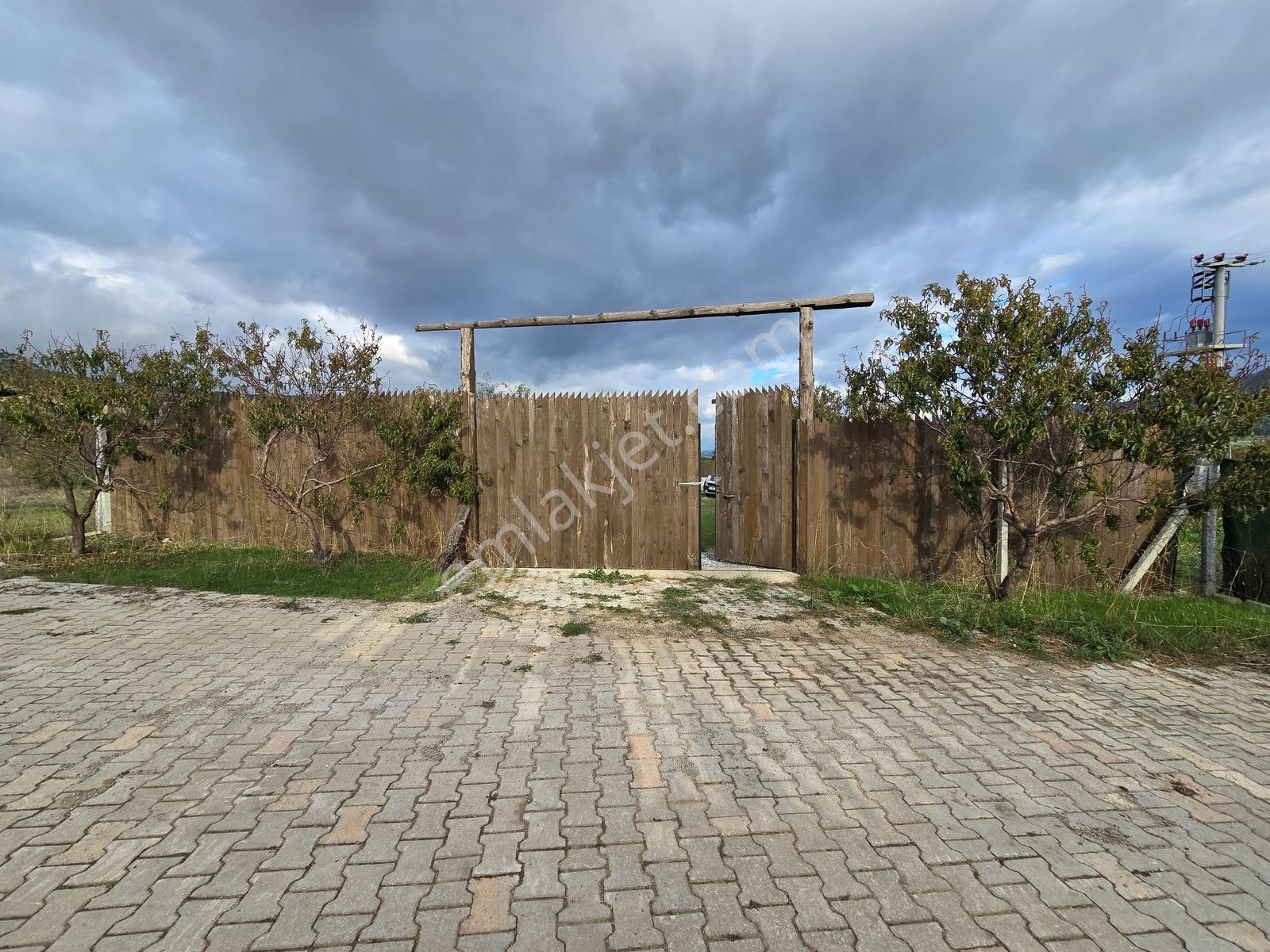 Mef Gyd'den İznik Alakaya'da 525m² Arsa İçinde 160m² Ahşap Villa — fotoğraf 3