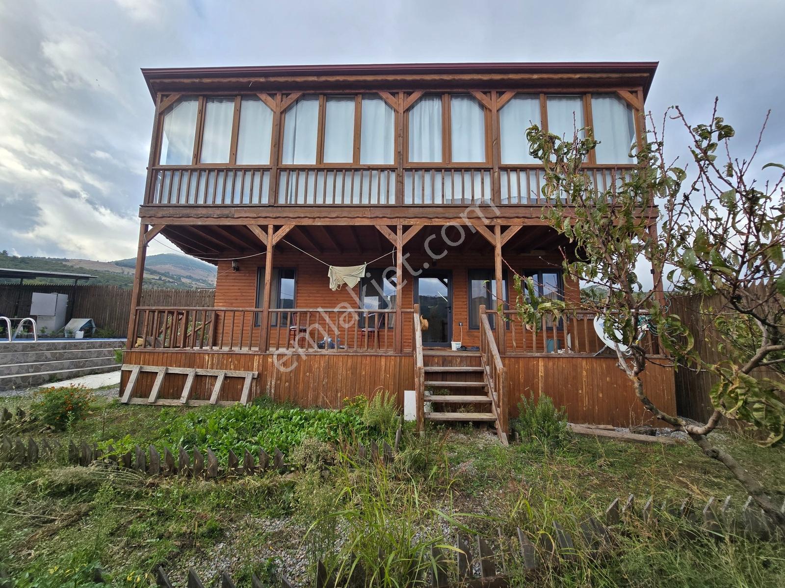 Mef Gyd'den İznik Alakaya'da 525m² Arsa İçinde 160m² Ahşap Villa — fotoğraf 7