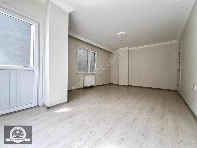 Eyüp Sultan'da Diş Hastanesine Yakın 3+1 Arakat Daire — fotoğraf 5