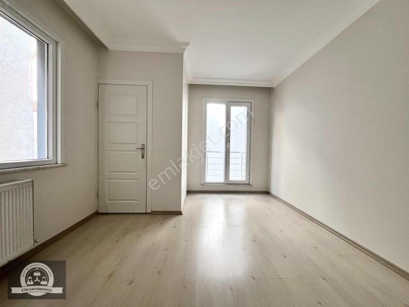 Eyüp Sultan'da Diş Hastanesine Yakın 3+1 Arakat Daire — fotoğraf 13