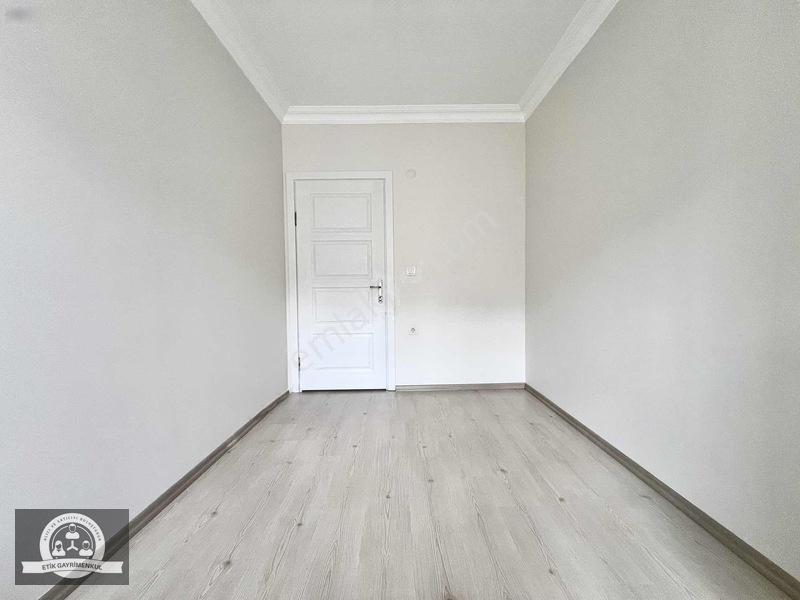 Eyüp Sultan'da Diş Hastanesine Yakın 3+1 Arakat Daire — fotoğraf 19