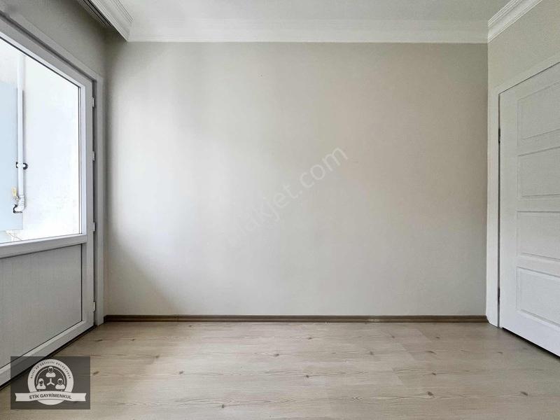 Eyüp Sultan'da Diş Hastanesine Yakın 3+1 Arakat Daire — fotoğraf 22