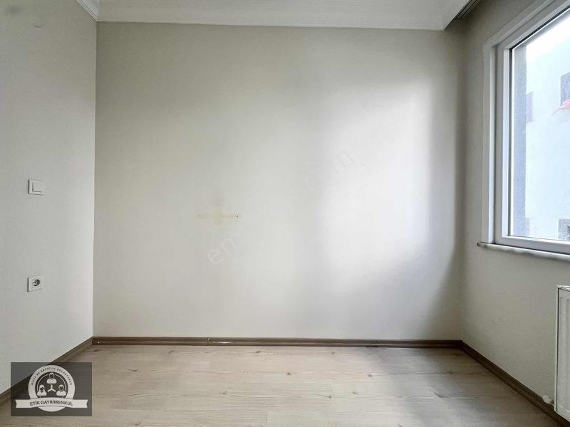 Eyüp Sultan'da Diş Hastanesine Yakın 3+1 Arakat Daire — fotoğraf 27