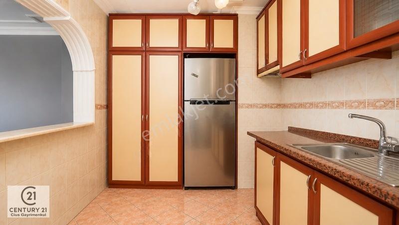 C21 Cius; Yıldırım Sitesi'nde Deniz Manzaralı Eşyalı 3+1 Ara Kat — fotoğraf 20