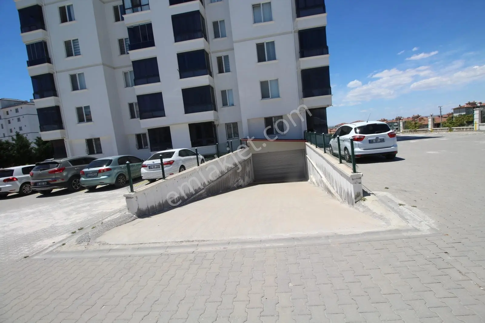 Aksaray Yunus Emre Mahallesinde Satılık 3+1 Yüksek Giriş Daire — fotoğraf 3