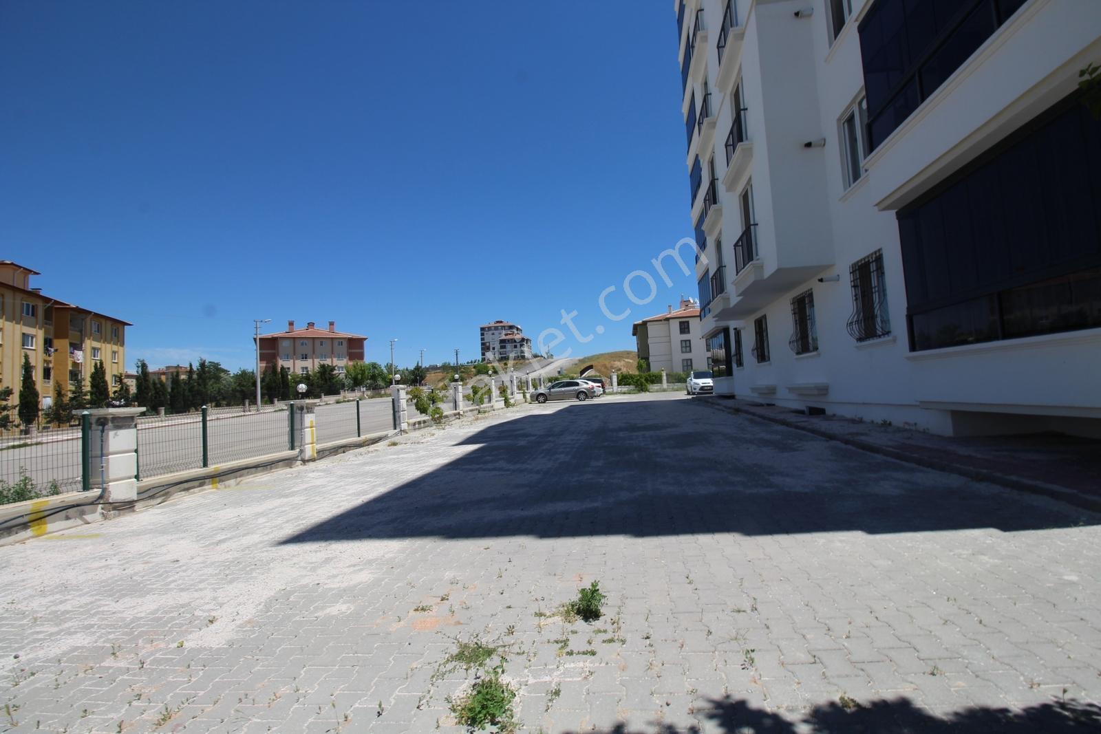 Aksaray Yunus Emre Mahallesinde Satılık 3+1 Yüksek Giriş Daire — fotoğraf 32