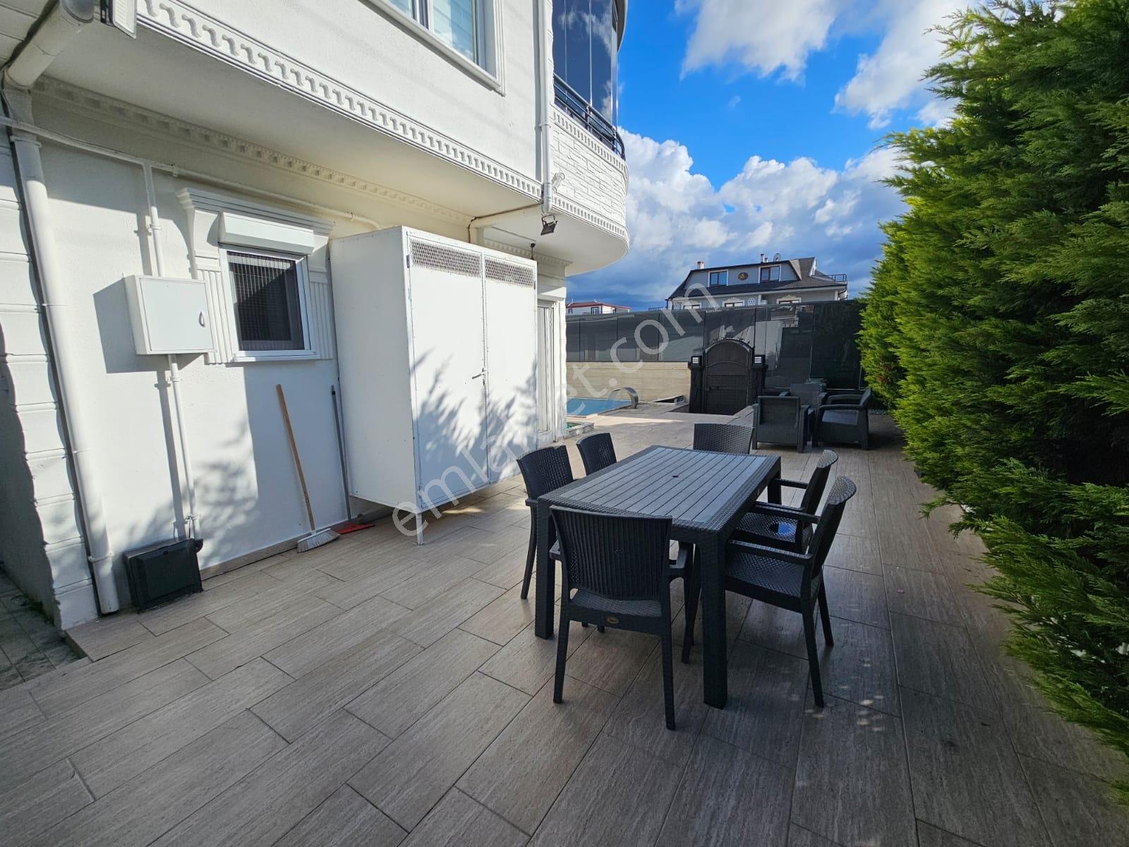 Deniz'den 4+1 Köşe Parsel, Havuzlu, Eşyalı Villa-tanıtım Videolu — fotoğraf 8
