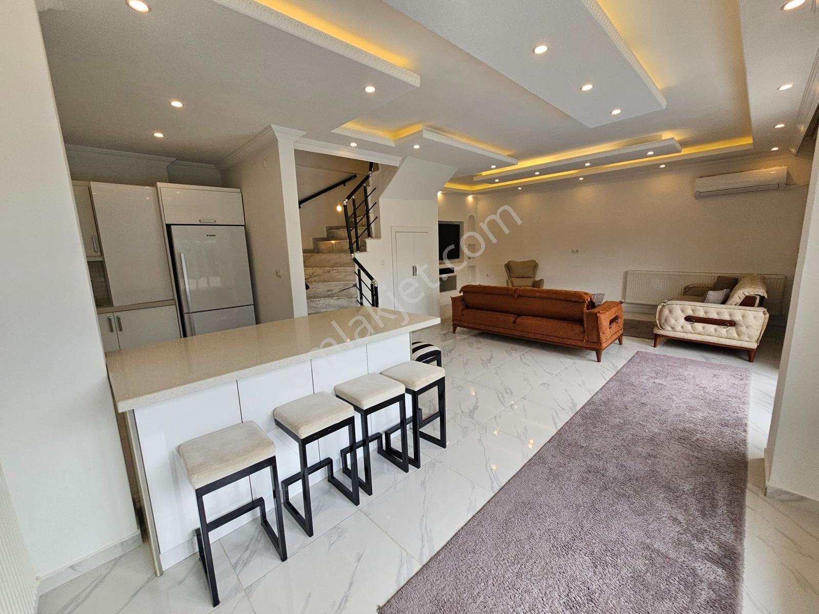 Deniz'den 4+1 Köşe Parsel, Havuzlu, Eşyalı Villa-tanıtım Videolu — fotoğraf 29