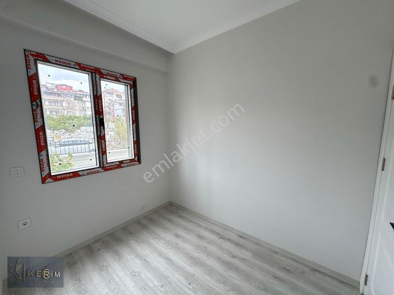 Kerim'den Küçükkuyu Merkez'de Bahçe Katı 2+1 Satılık Daire — fotoğraf 28