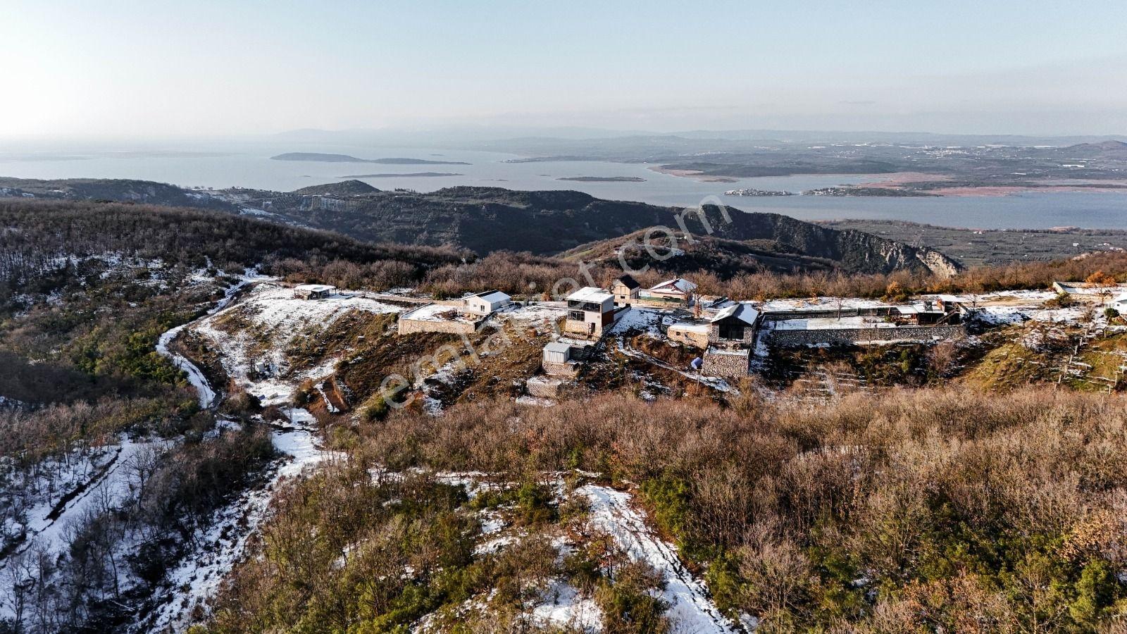 Bursa Nilüfer Unçukuru Göl Ve Dağ Manzaralı Taş Ev — fotoğraf 17
