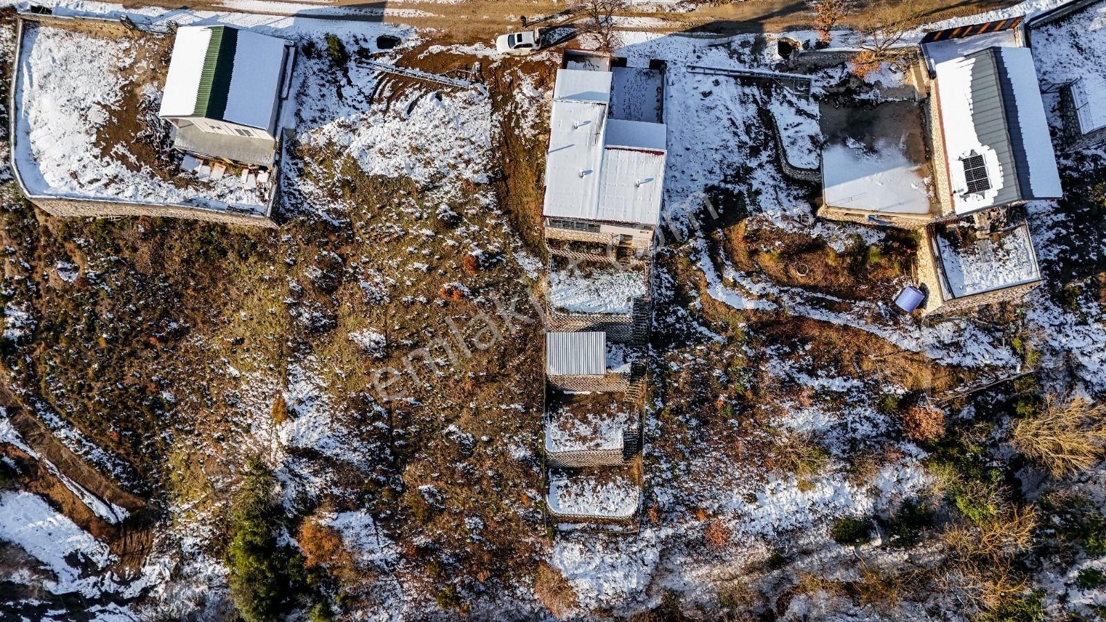 Bursa Nilüfer Unçukuru Göl Ve Dağ Manzaralı Taş Ev — fotoğraf 19