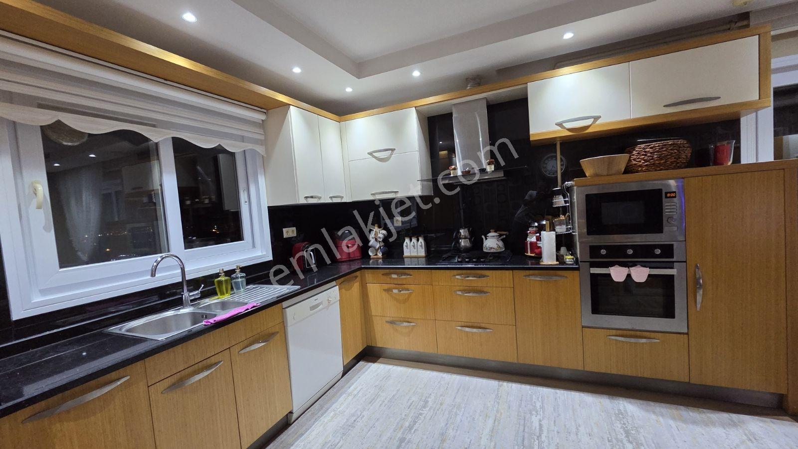 Hüseyin Okan Merzeci'de 4+1 Lüks Daire — fotoğraf 44