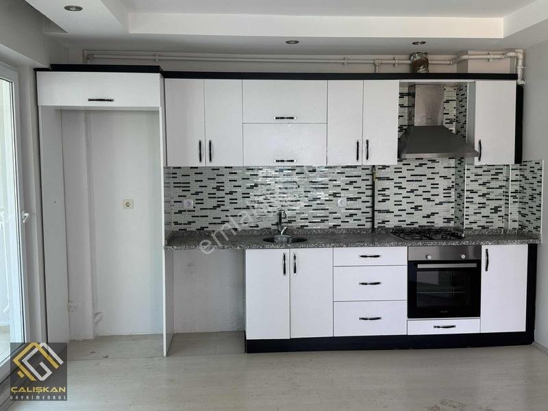 Full Beyan Full Kredi Kapıcılı/okulbölgesi/ Engelli Girişli — fotoğraf 2