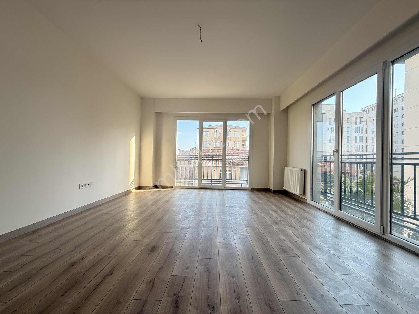 Focus Emlak'tan Pendik Çamçeşme Site İçersinde Satılık 2+1 Daire — fotoğraf 6