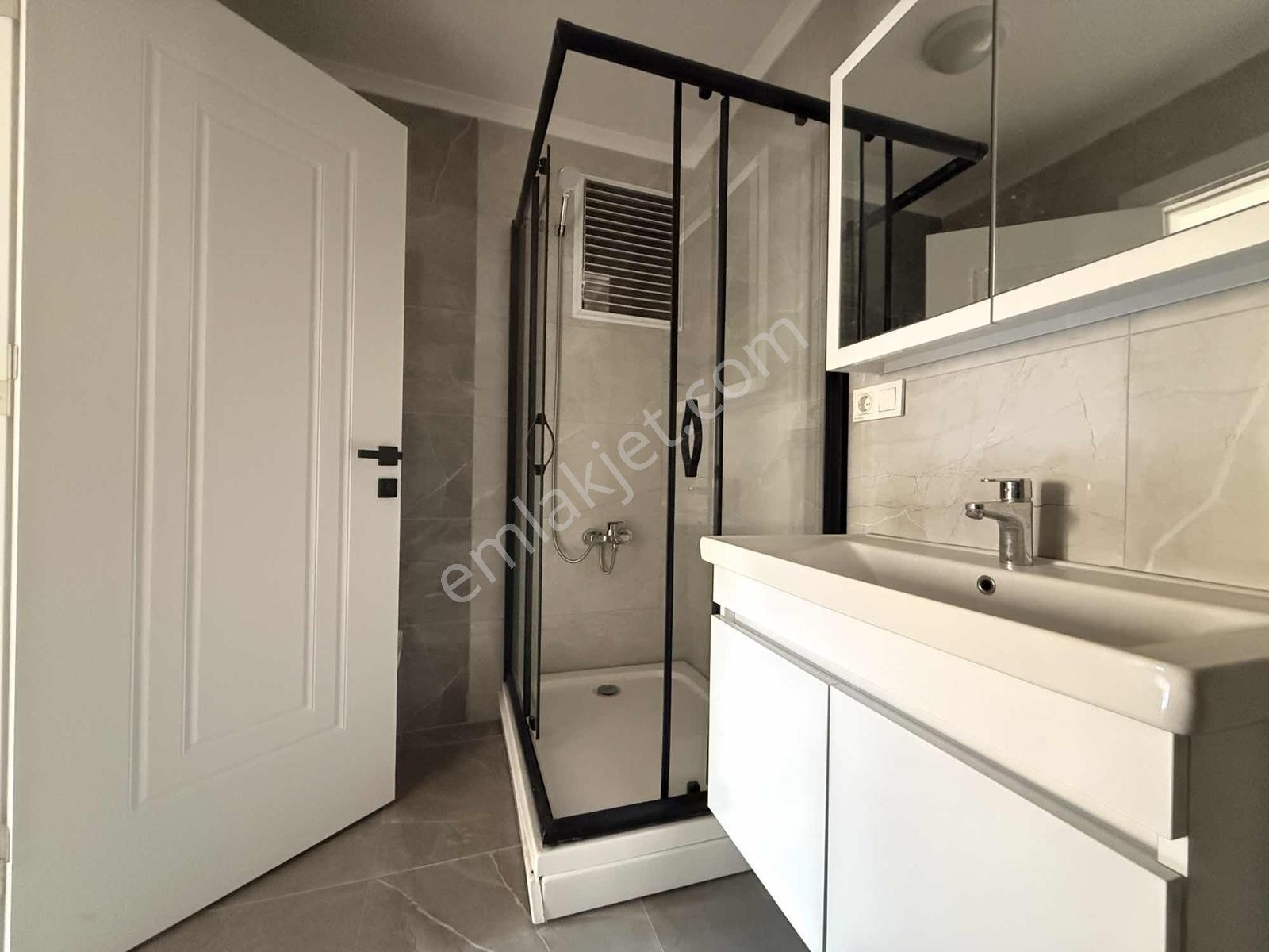 Focus Emlak'tan Pendik Çamçeşme Site İçersinde Satılık 2+1 Daire — fotoğraf 21