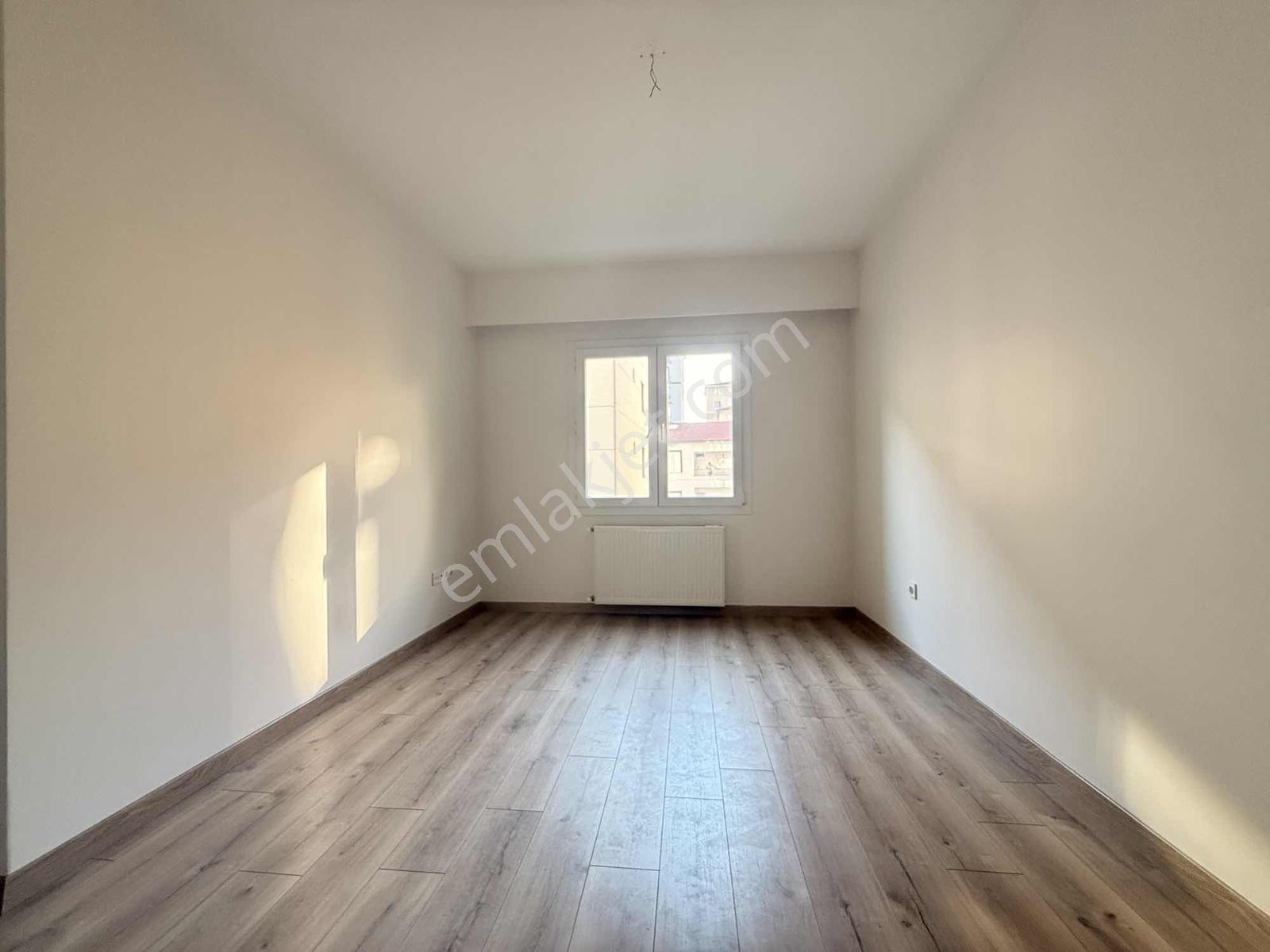 Focus Emlak'tan Pendik Çamçeşme Site İçersinde Satılık 2+1 Daire — fotoğraf 32