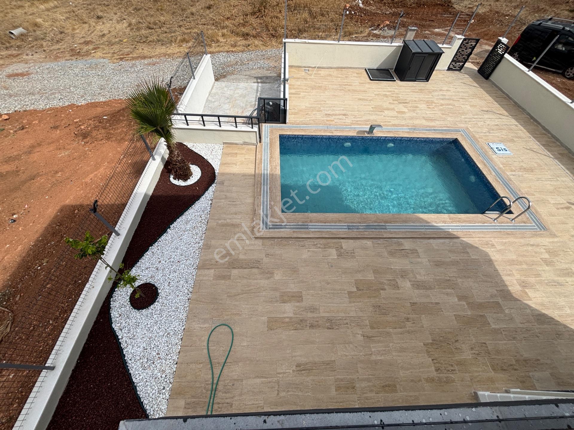 Didim Yeşiltepe’de Doğa İçinde 400 M² Arsada Havuzlu Tam Müstakil Villa — fotoğraf 34