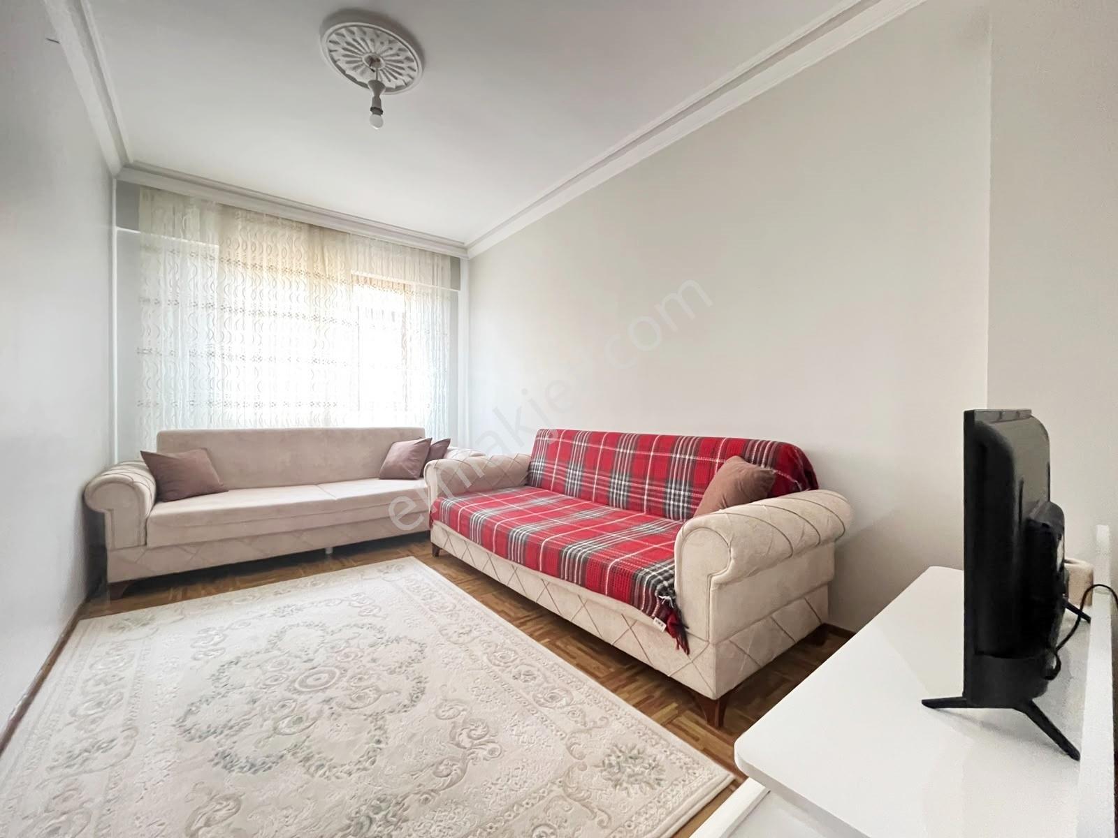 Selim Caddesi Üzerinde Ara Katta 3+1 Kök Tapu Fırsat Daire — fotoğraf 15