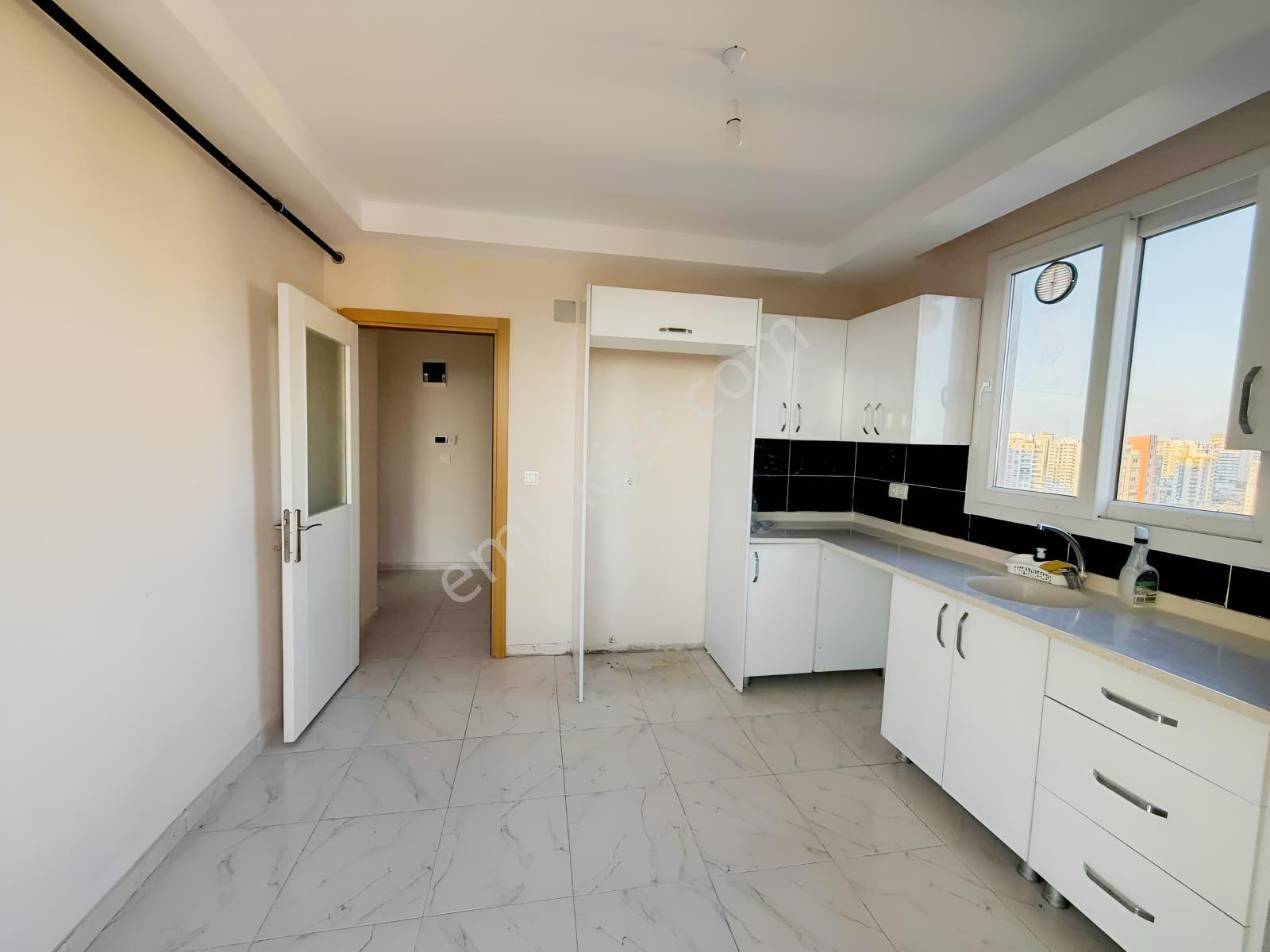 Çarkıpare'de Emınevım'e Uygun 3 + 1 Kombili Satlık Daire — fotoğraf 19