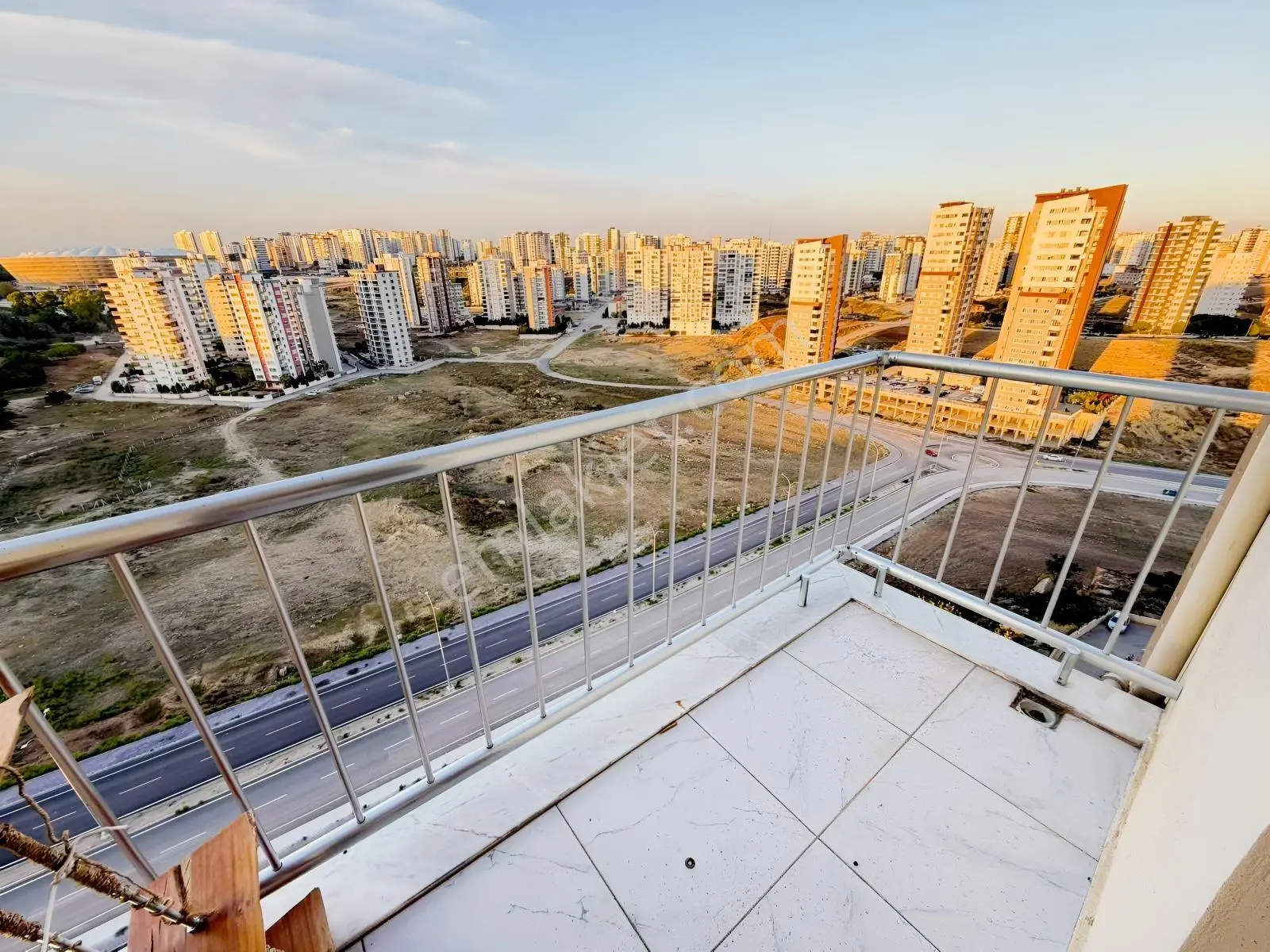 Çarkıpare'de Emınevım'e Uygun 3 + 1 Kombili Satlık Daire — fotoğraf 36