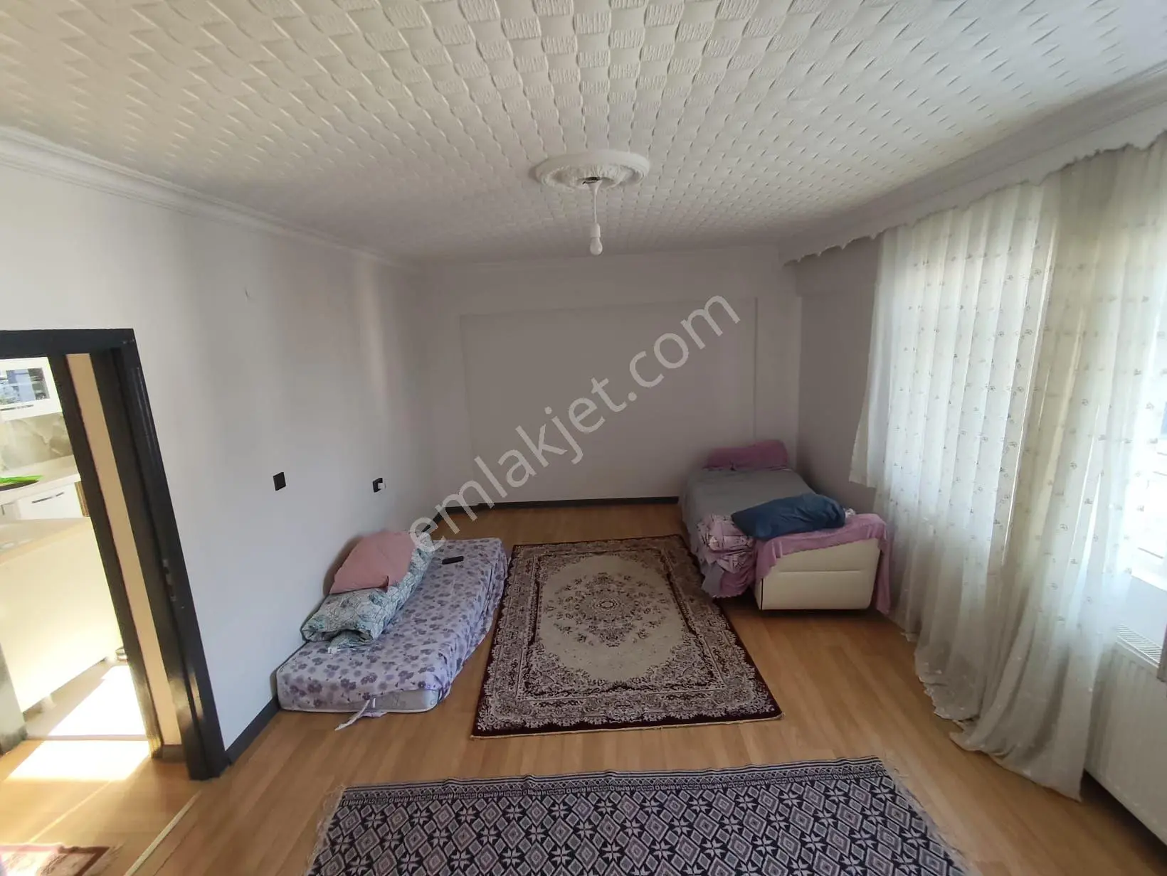 Yılmaz Gayrımenkulden 130 Metre Kare 3+1 Yapılı Masrafsız Koşe Başı — fotoğraf 4