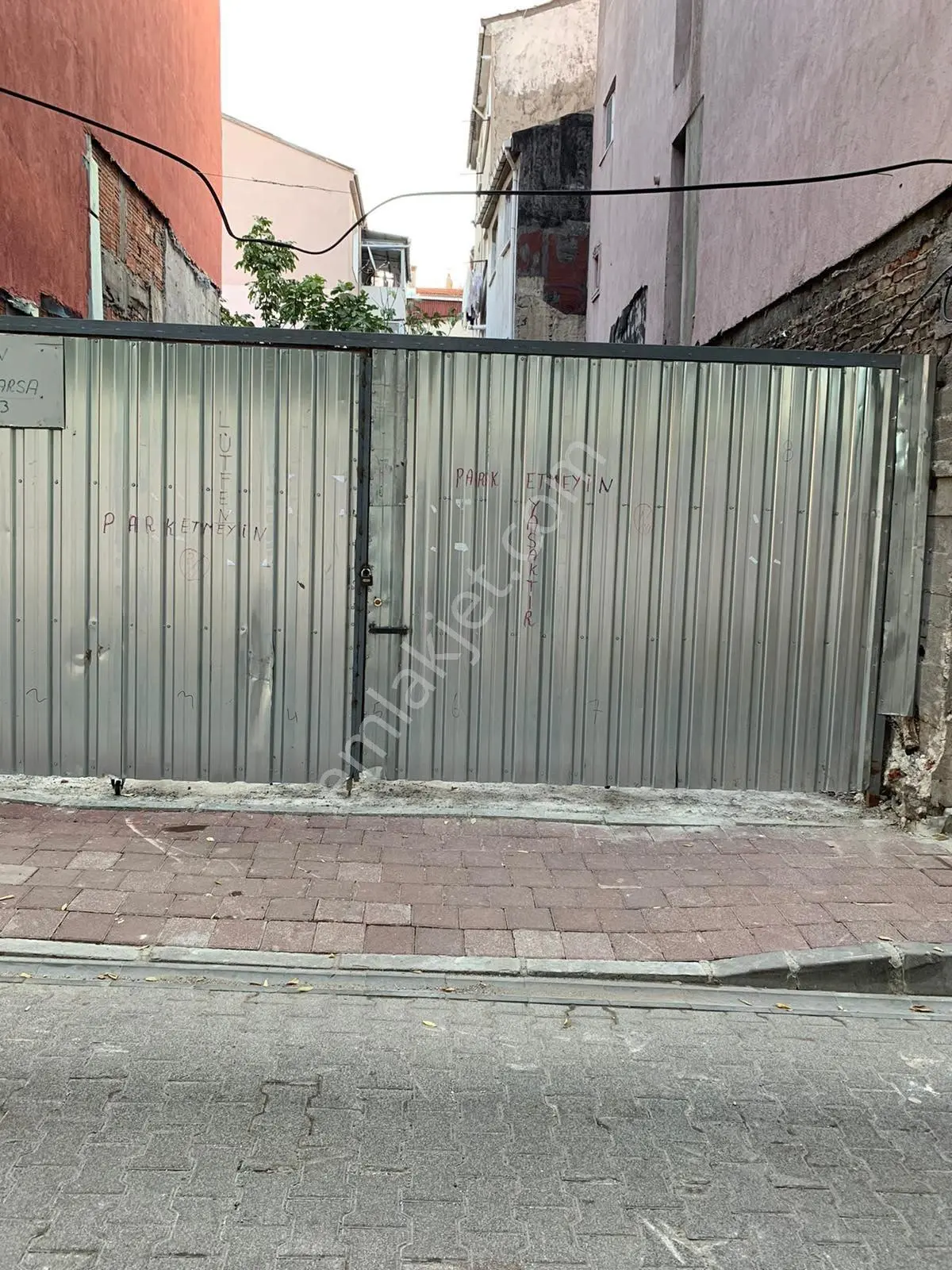 Geçici Süreli Fiyat Fatih'te Konut İmarlı Köşe Parsel Fırsatı! — fotoğraf 4