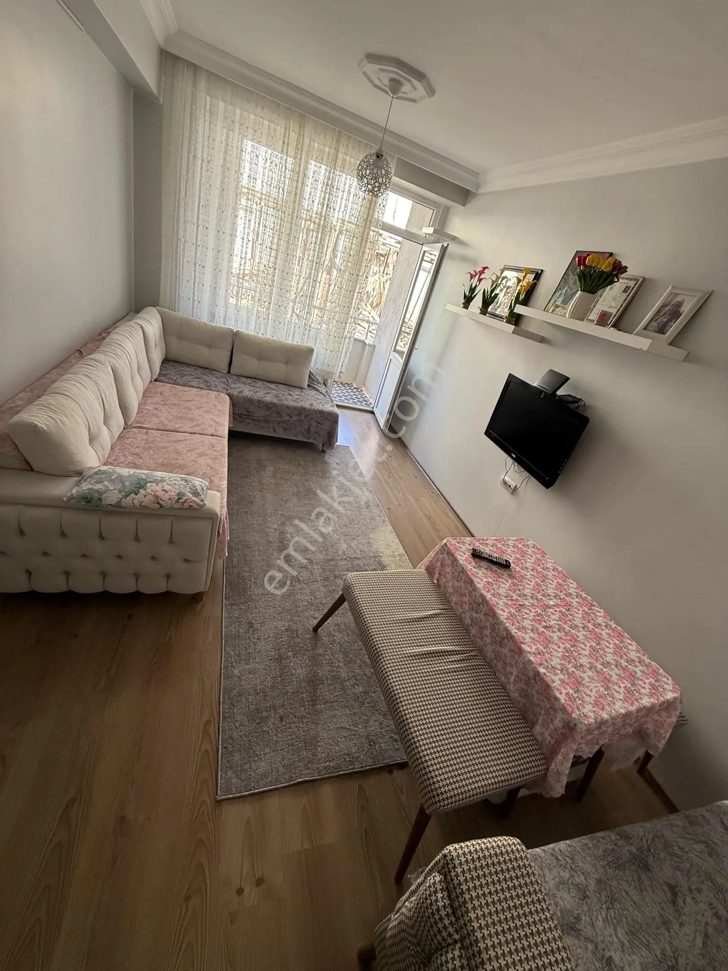Merkezi Konumda Ordu Caddesinde 2012 Yapım 2+1 Satılık Daire — fotoğraf 2