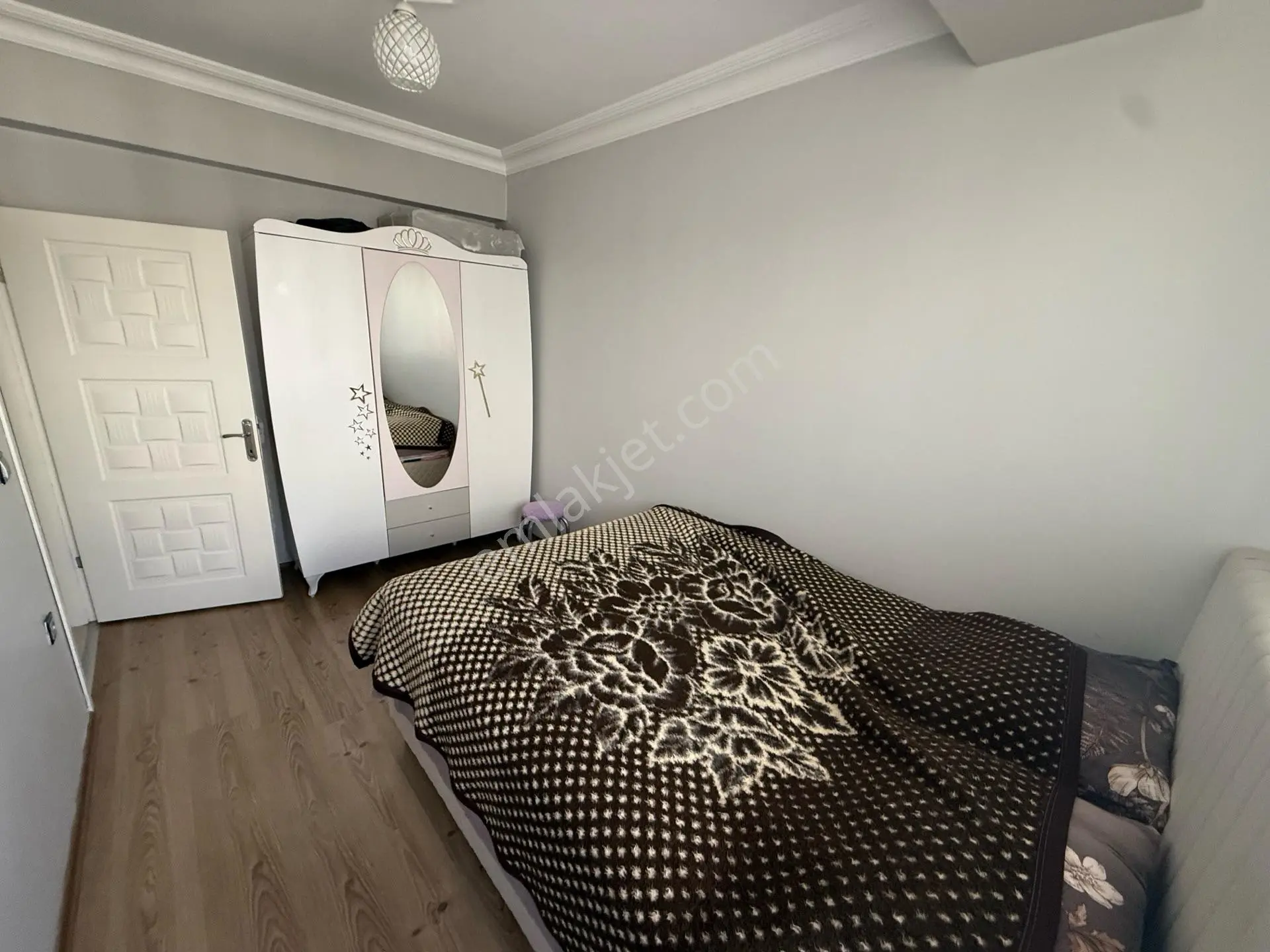 Merkezi Konumda Ordu Caddesinde 2012 Yapım 2+1 Satılık Daire — fotoğraf 21