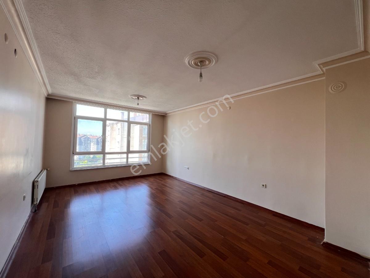 Başakşehir Kayaşehir 3.bölgede Tadilatlı Boş 3+1 Satılık Daire — fotoğraf 2