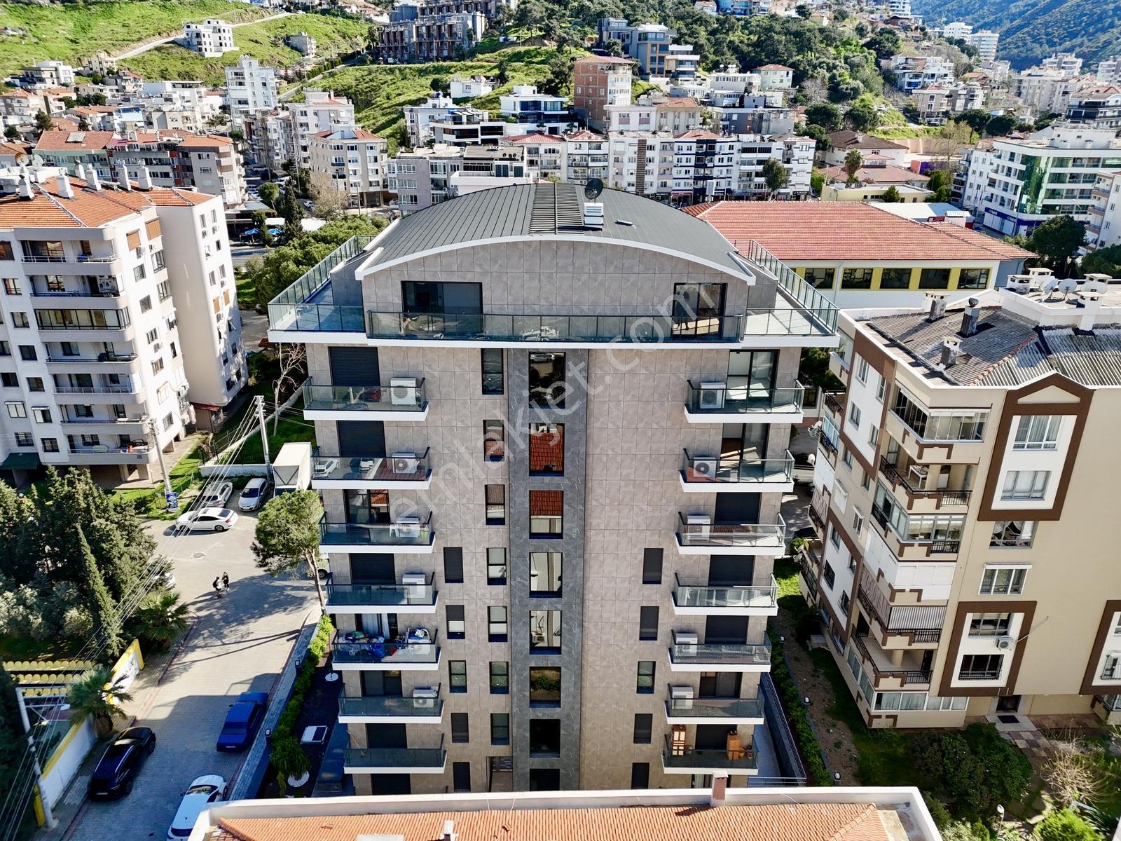 Takev Koleji Yanı | Deniz Manzaralı | Sıfır 4+1 Dubleks | 220 M2 — fotoğraf 2