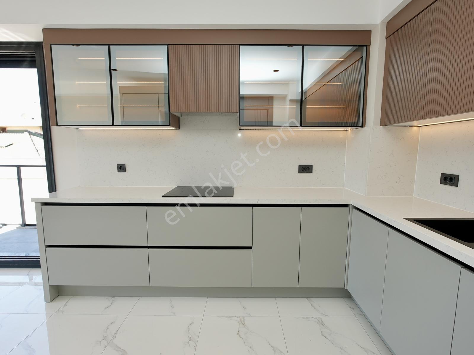 Takev Koleji Yanı | Deniz Manzaralı | Sıfır 4+1 Dubleks | 220 M2 — fotoğraf 6