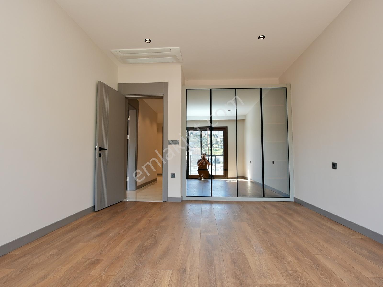 Takev Koleji Yanı | Deniz Manzaralı | Sıfır 4+1 Dubleks | 220 M2 — fotoğraf 16