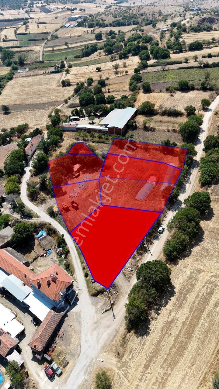 Remax Mıd Nergız Mahallesı 1106 M² Köşe Arsa — fotoğraf 2