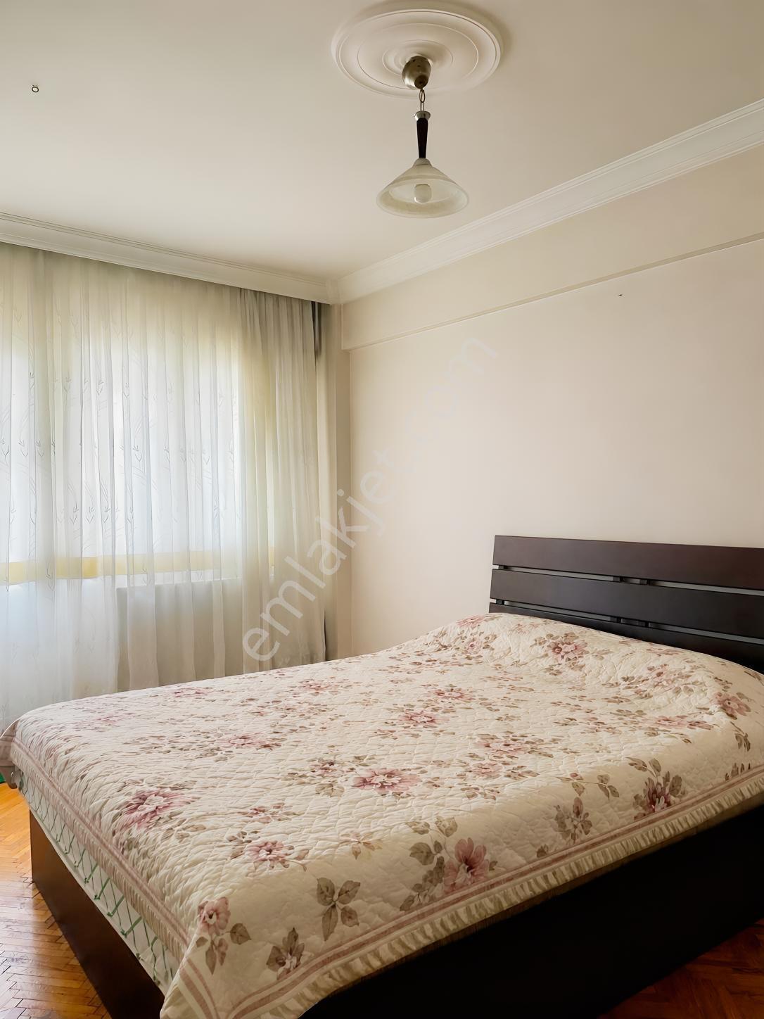 Yeşilyurt Doğanay Mahallesin De 3+1 Arakat Satılık Daire — fotoğraf 31