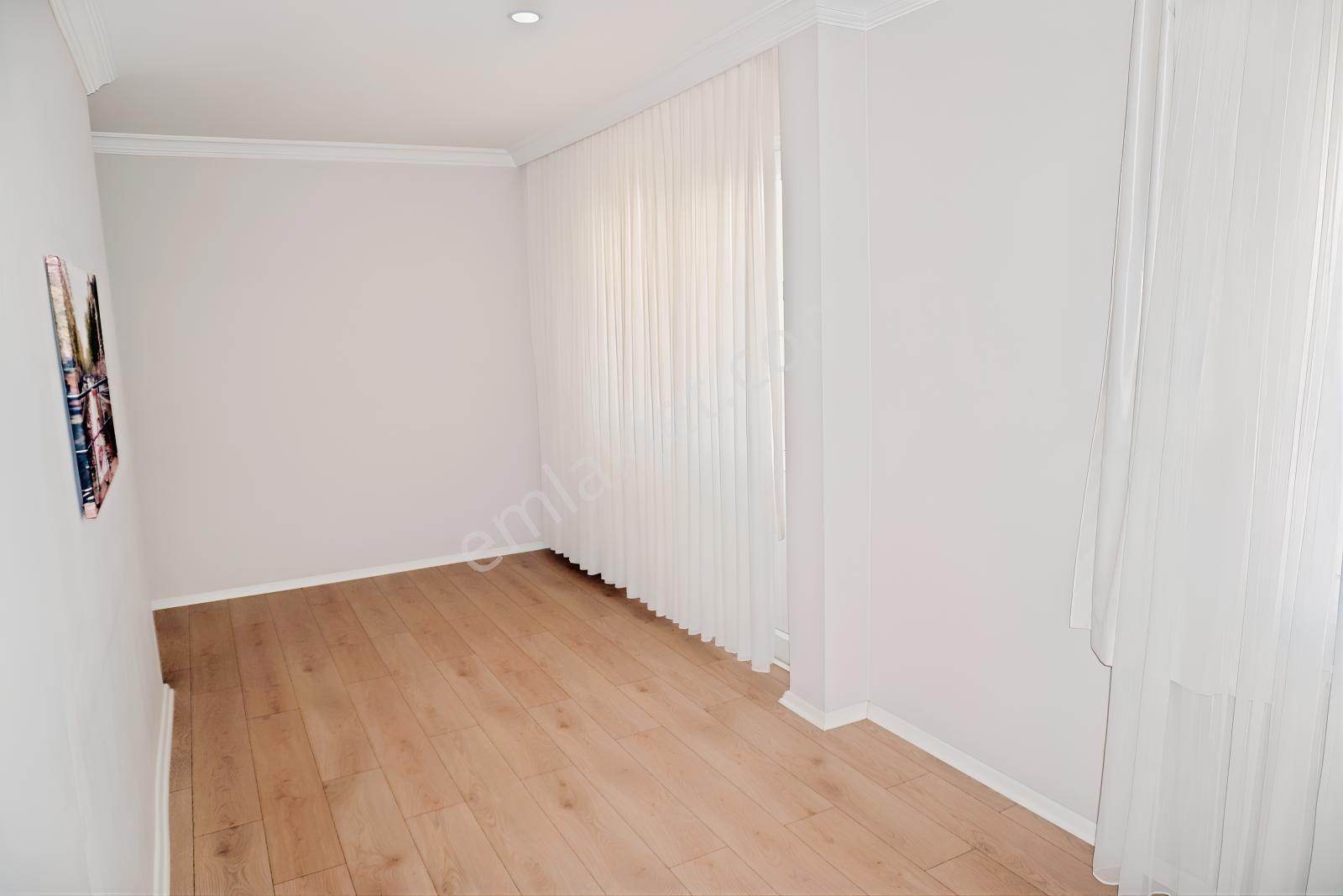 Küçükçiğli Satılık 4+1 Net 200m2 Doğalgaz+teras Balkonlu(serkan) — fotoğraf 5