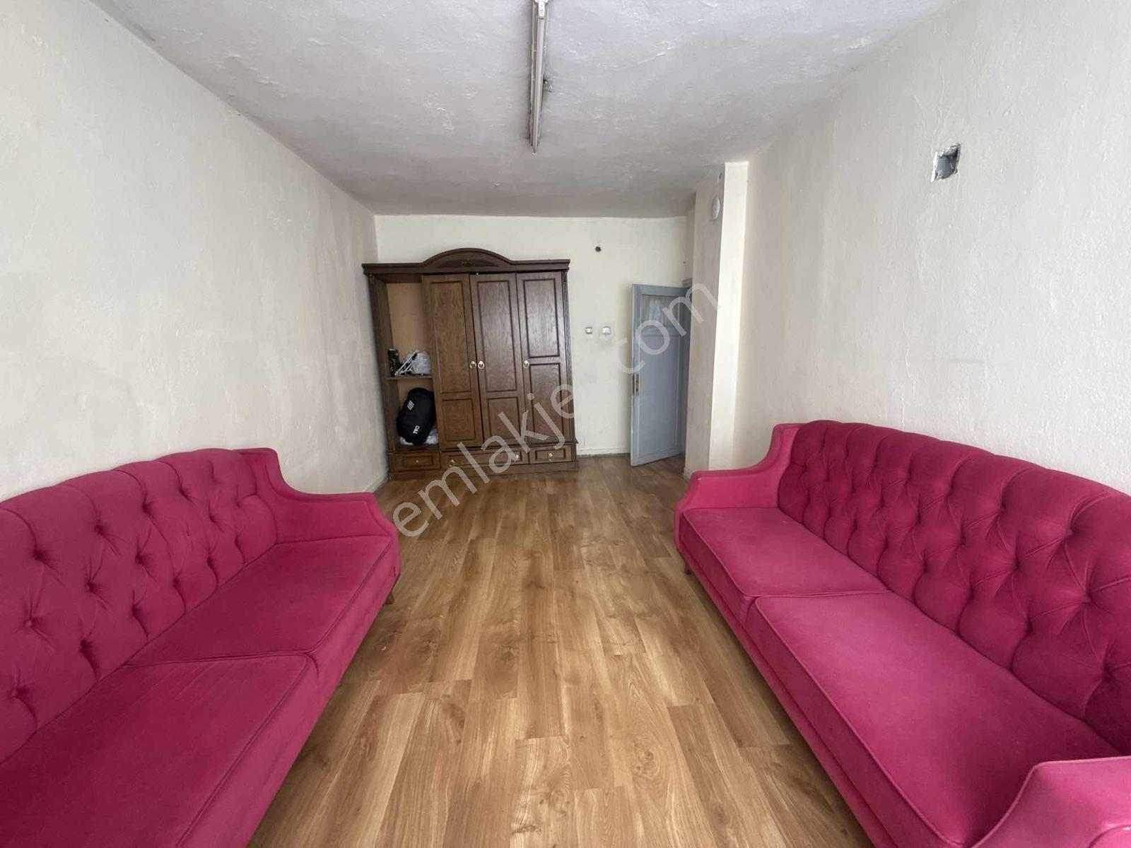 Sahabiye Mahallesinde 4+1 | 2 Mutfaklı | Teraslı Geniş Daire! — fotoğraf 5
