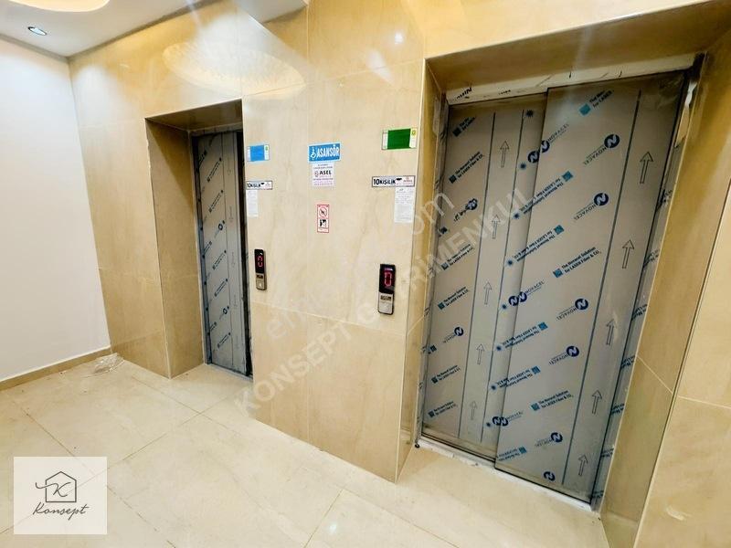 Konsept'den Metro Karşısı Balkonlu Sıfır Eşyalı Satılık 1+1 — fotoğraf 5