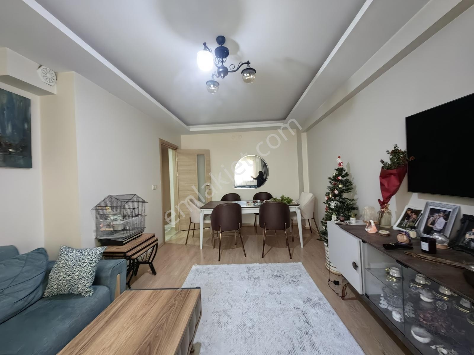 Karşıyaka Cumhuriyet Mahallesinde Satılık 2+1 Daire — fotoğraf 2