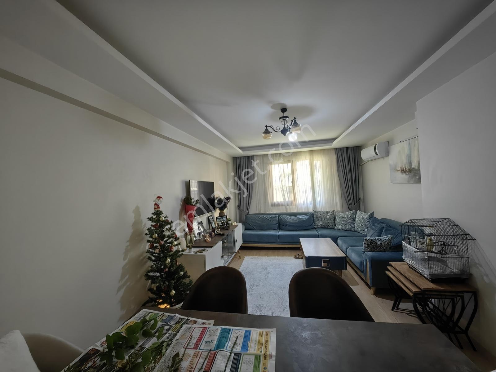 Karşıyaka Cumhuriyet Mahallesinde Satılık 2+1 Daire — fotoğraf 4