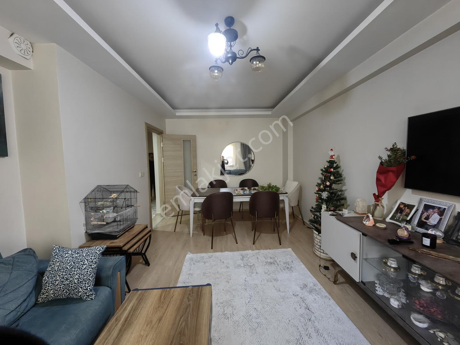 Karşıyaka Cumhuriyet Mahallesinde Satılık 2+1 Daire — fotoğraf 10