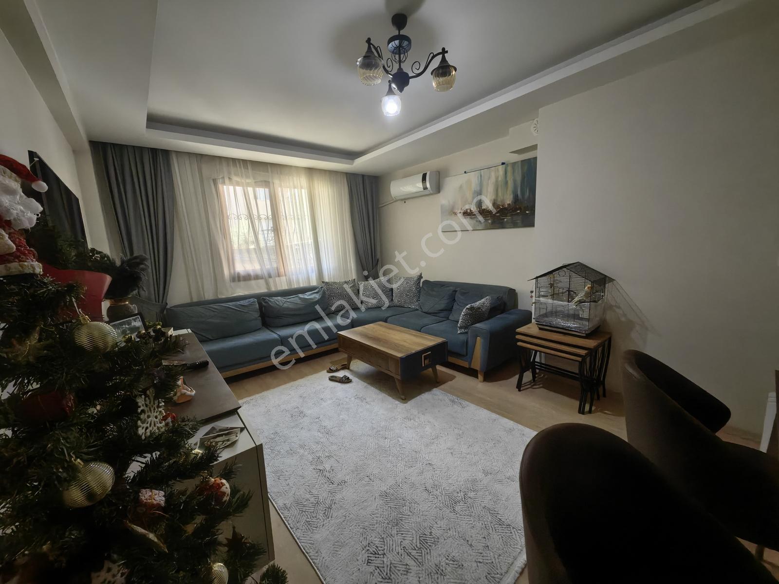 Karşıyaka Cumhuriyet Mahallesinde Satılık 2+1 Daire — fotoğraf 11
