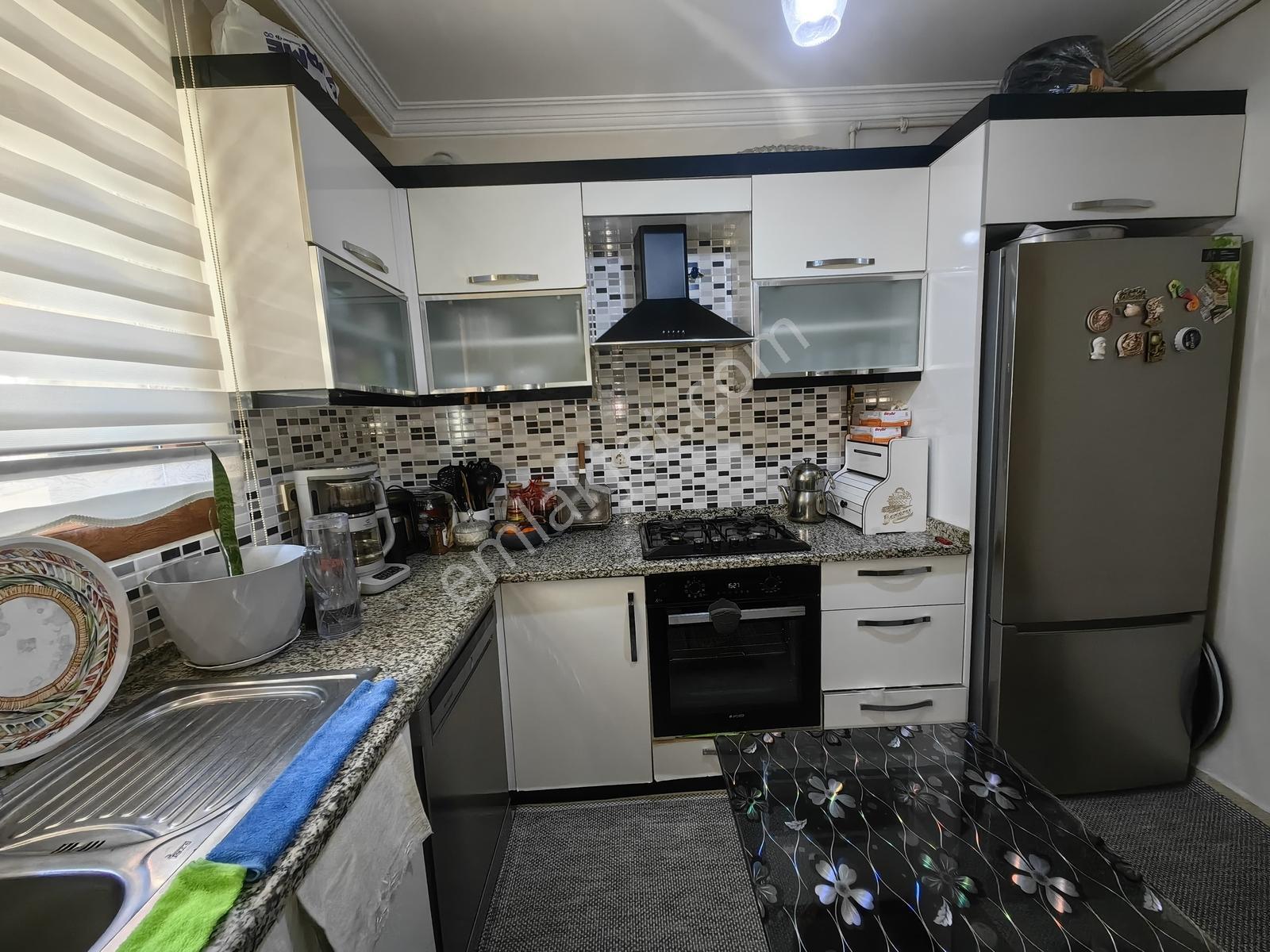 Karşıyaka Cumhuriyet Mahallesinde Satılık 2+1 Daire — fotoğraf 13